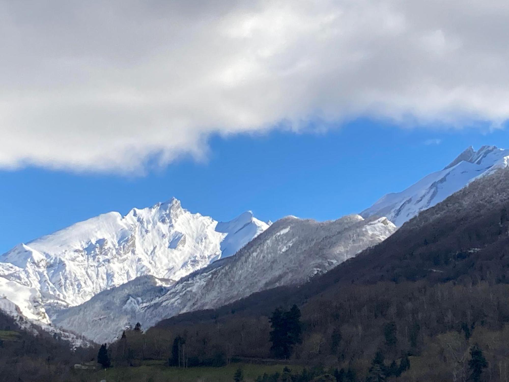 Gite Le Pic Du Ger Laruns Exteriér fotografie